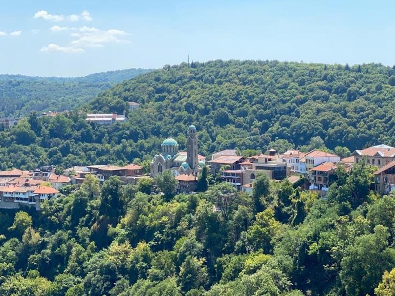 Hotel Comfort Veliko Turnovo Bagian luar foto