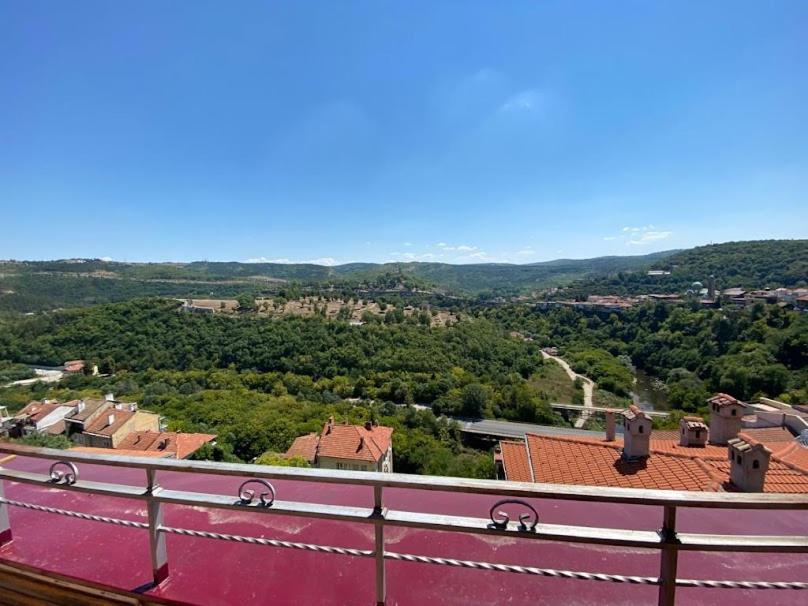 Hotel Comfort Veliko Turnovo Bagian luar foto