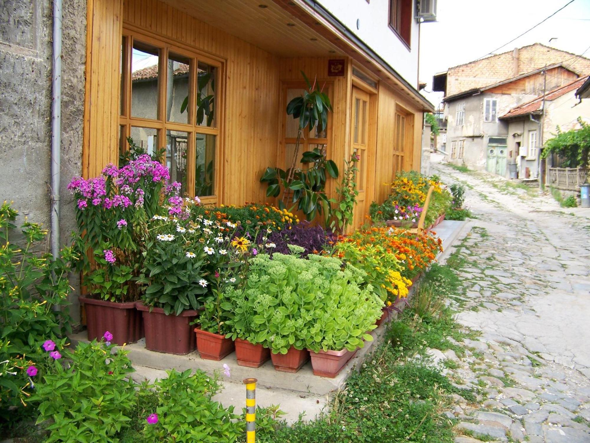 Hotel Comfort Veliko Turnovo Bagian luar foto